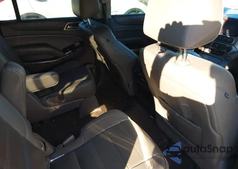 2015 GMC Yukon Xl 1500 Denali z USA, uszkodzony, nr VIN 1GKS2JKJ0FR201503